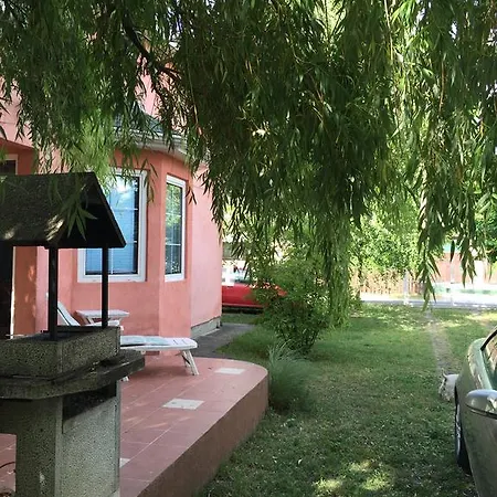 Aquarius Apartament *