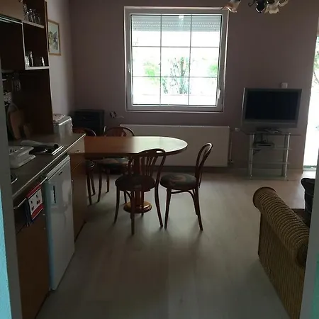 Aquarius Apartament *